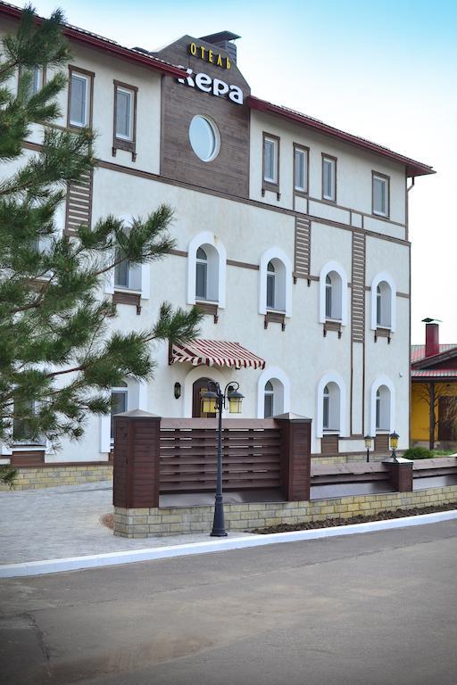 Kera Hotel Nesterenki Exterior foto